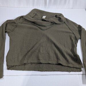 We The Free size medium long sleeve green waffle knit cowl neck Wildcat
